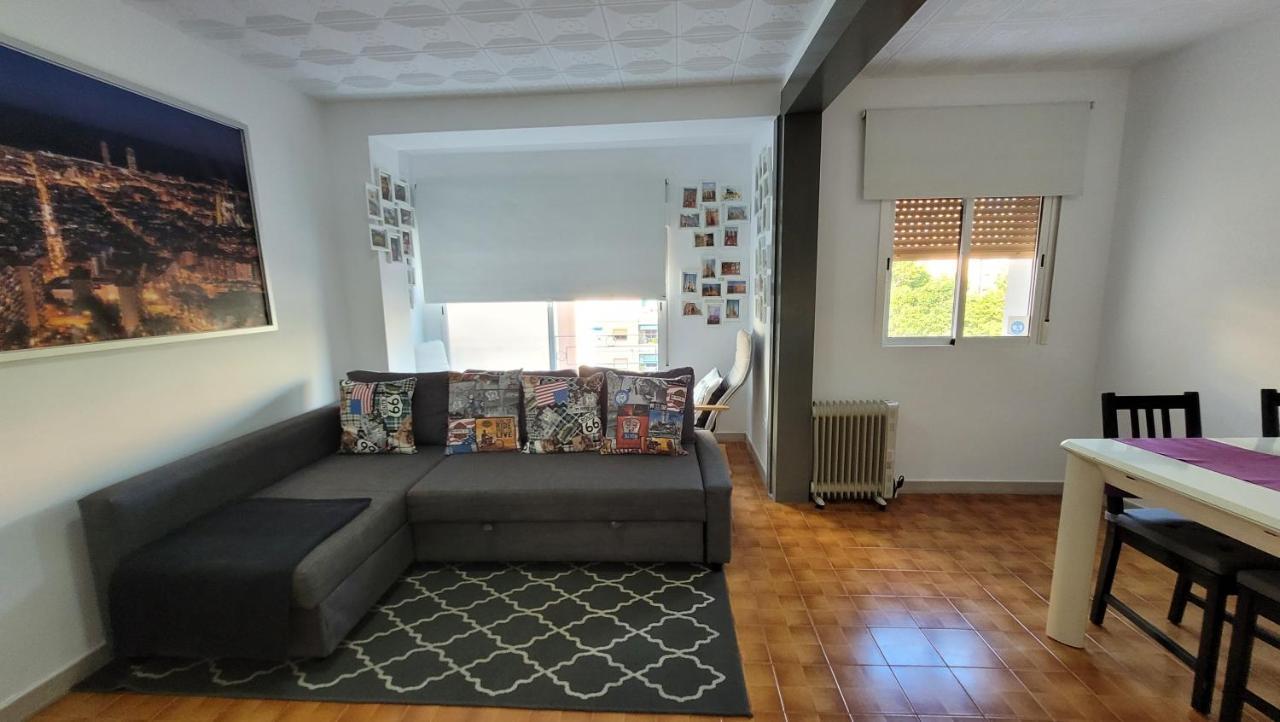 Apartaments B O D Collblanc L'Hospitalet de Llobregat Extérieur photo