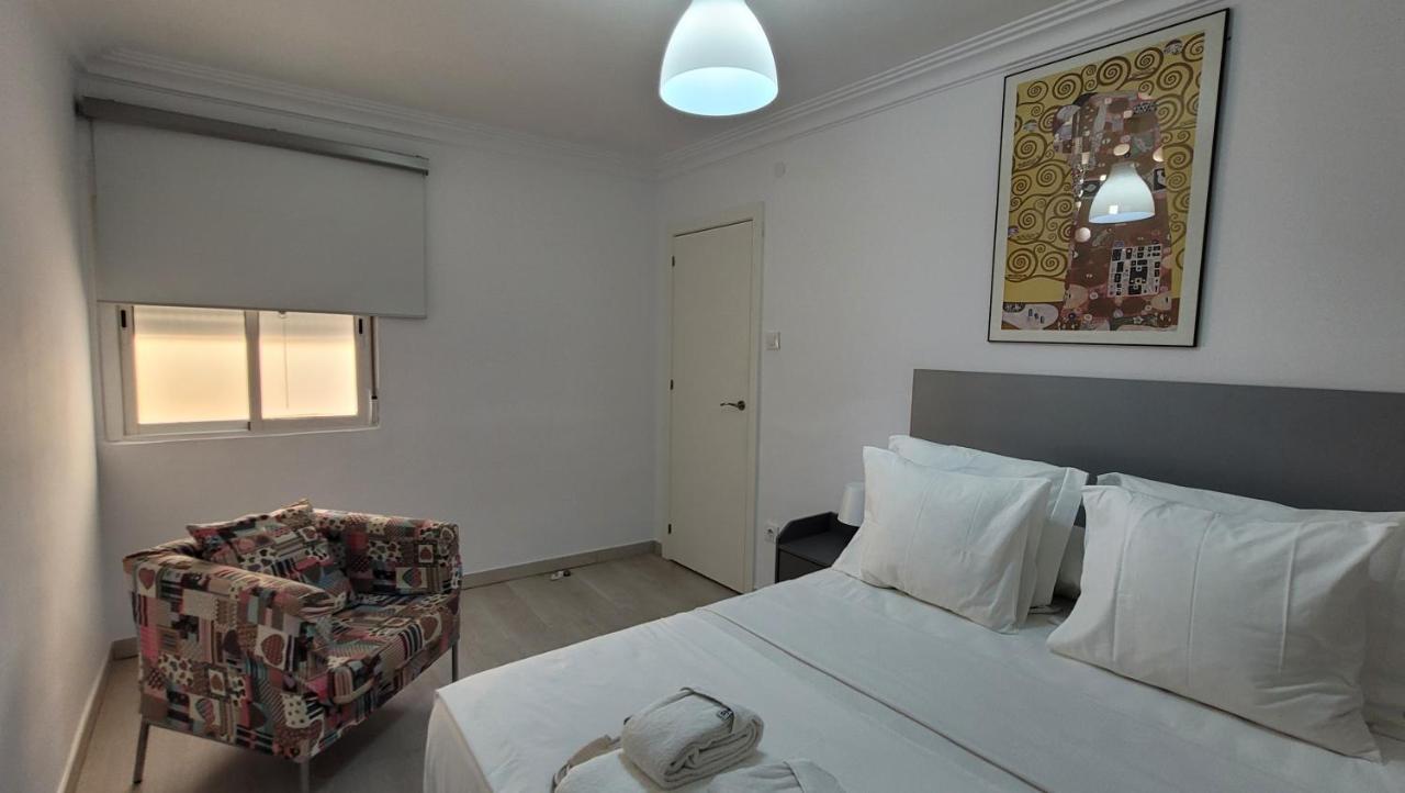Apartaments B O D Collblanc L'Hospitalet de Llobregat Extérieur photo