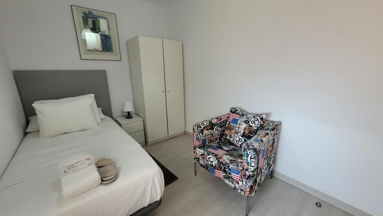 Apartaments B O D Collblanc L'Hospitalet de Llobregat Extérieur photo
