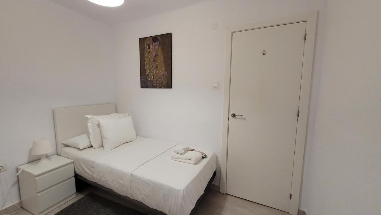 Apartaments B O D Collblanc L'Hospitalet de Llobregat Extérieur photo
