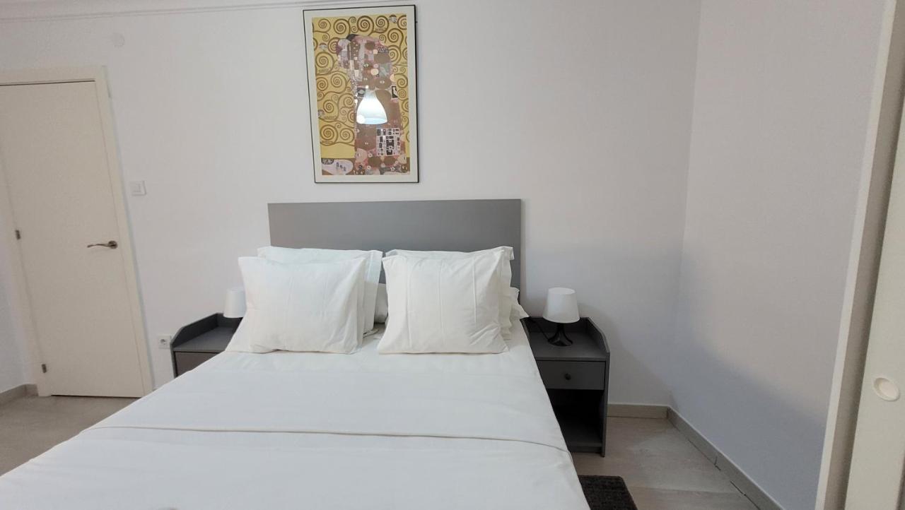 Apartaments B O D Collblanc L'Hospitalet de Llobregat Extérieur photo