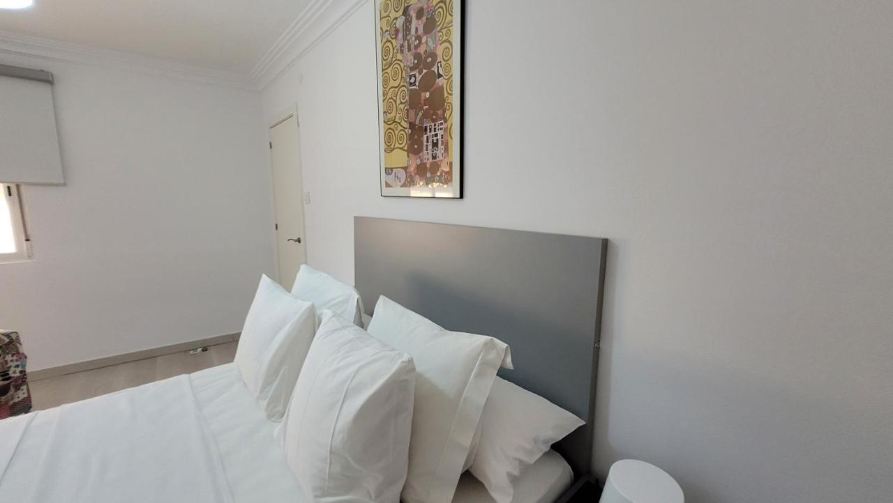 Apartaments B O D Collblanc L'Hospitalet de Llobregat Extérieur photo